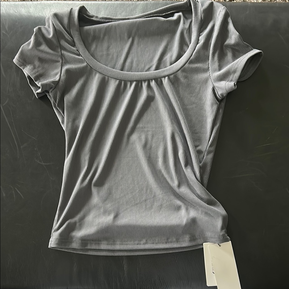 Gray Fitted Short Sleeve Blouse